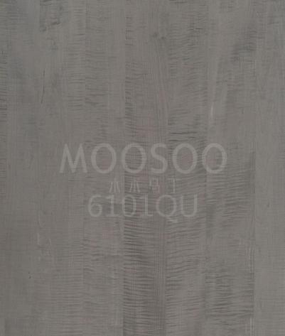 Gotowe klonowe panele podłogowe